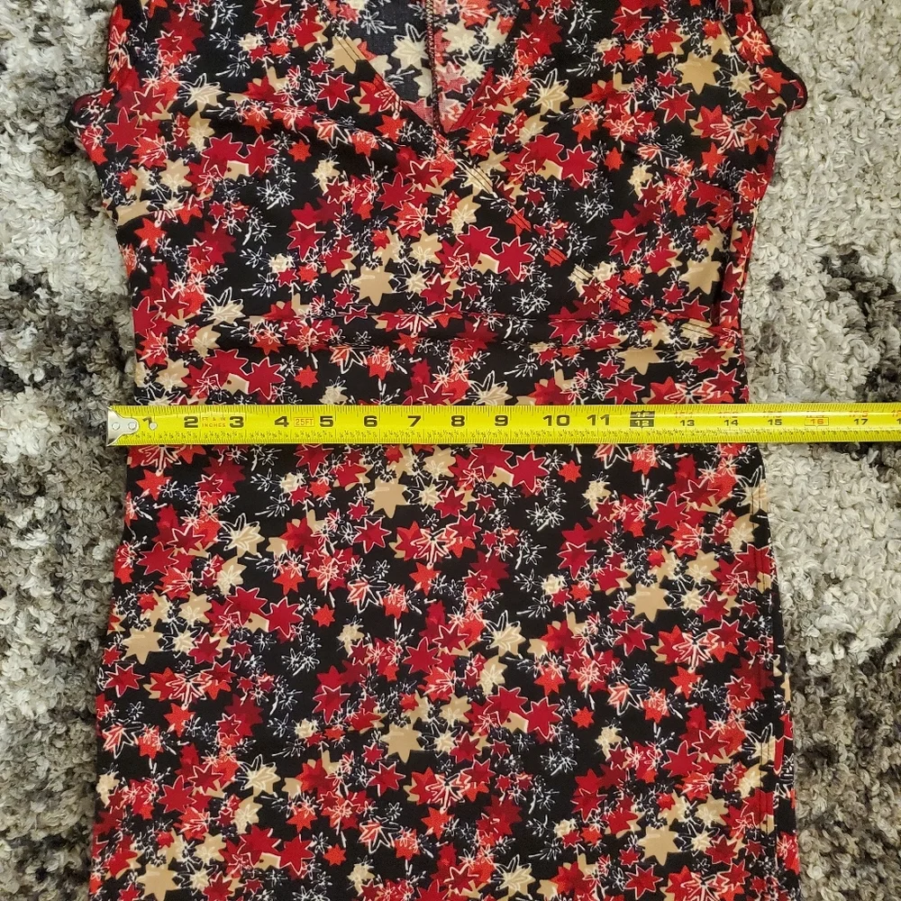 Beautiful Vintage Floral Dress - Picture 11 of 12